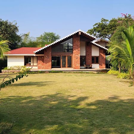 Casa Blanca 3Bhk W/Pool Near Mandwa, Alibaug Villa Alībāg Buitenkant foto